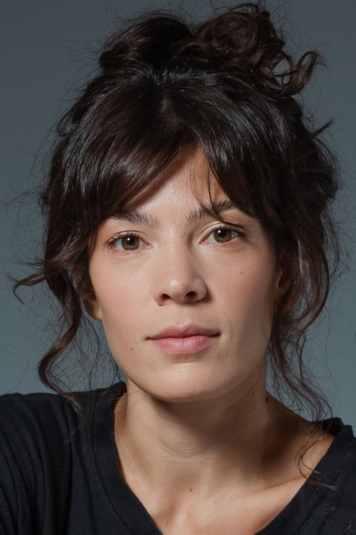 Juliane Arguello as Uta