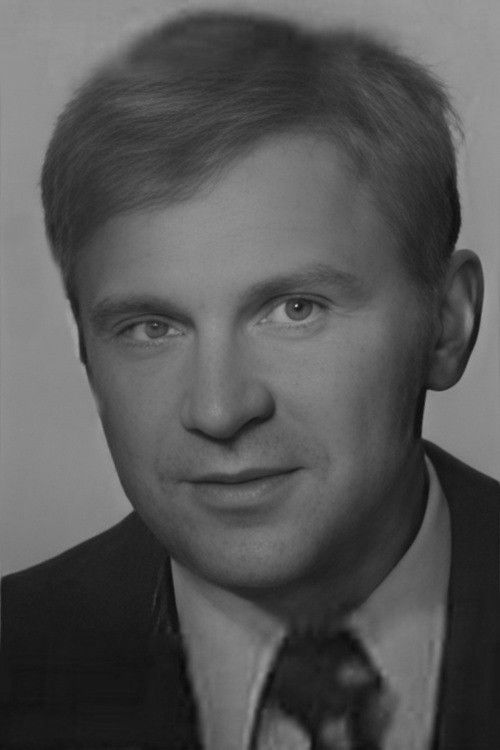Vladimir Mychkin as Власов