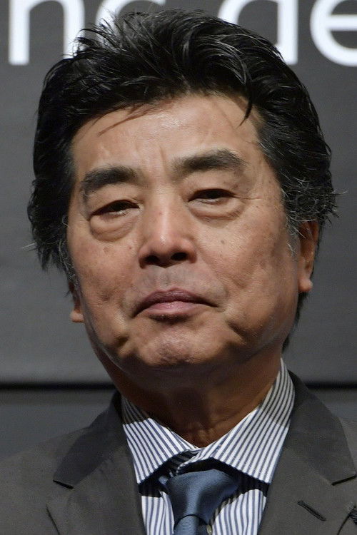 Ryū Murakami as Writer