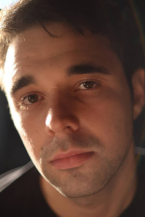 İbrahim Arıcı as Ali