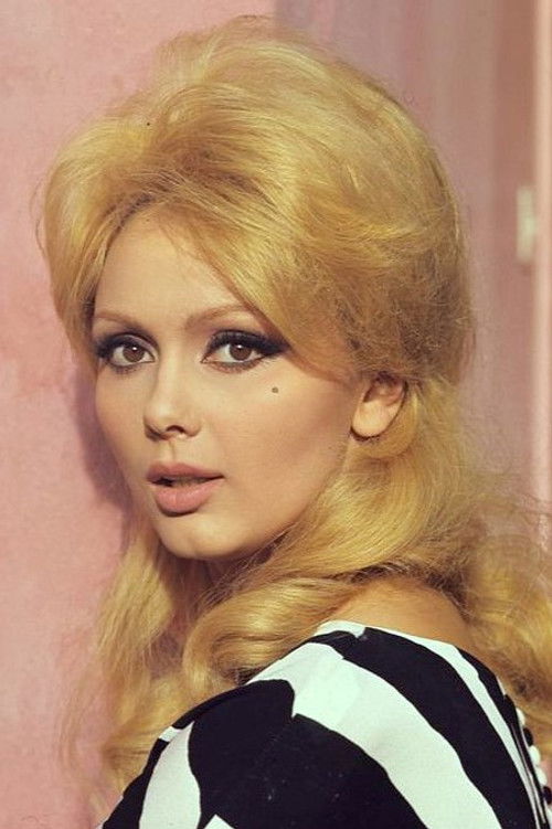 France Anglade as (uncredited)