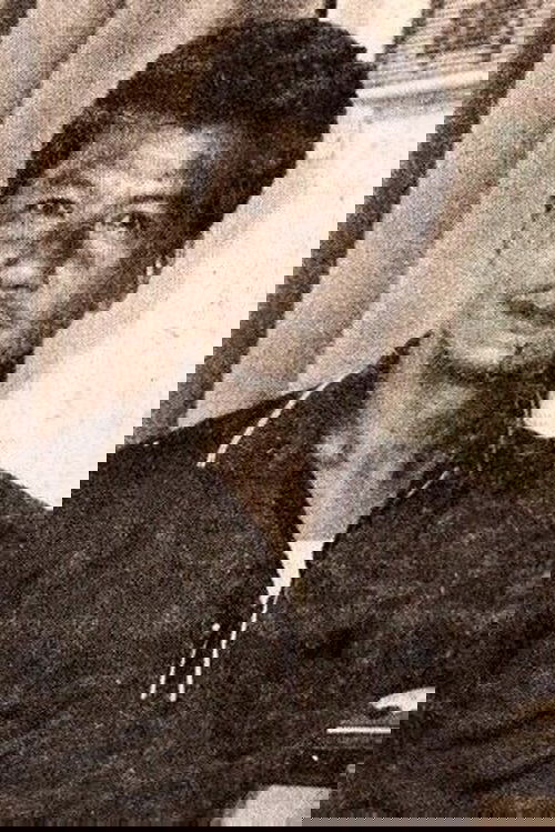 Somchai Asanajinda as Uncle Somchai