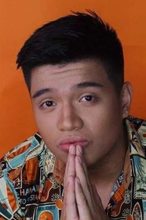 Jericho Arceo as Jeric