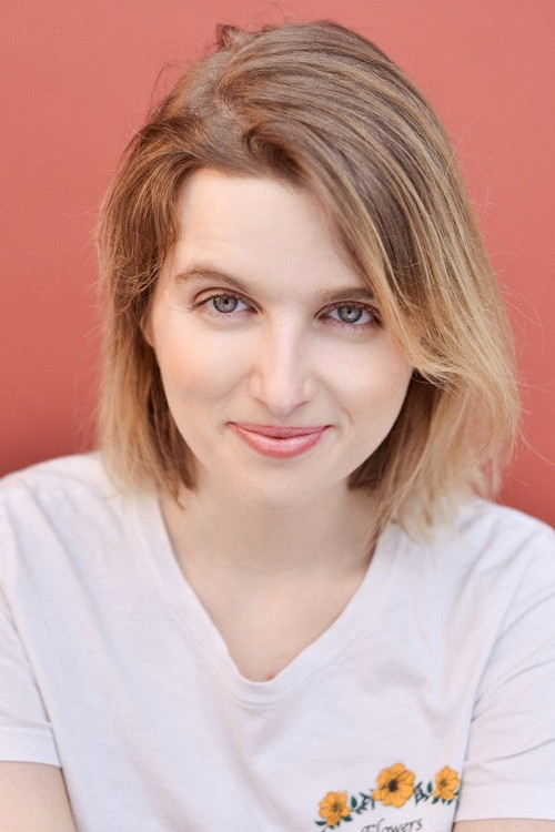 Amandine Bataille as