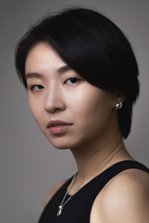 Samantha Lee as The Daughter