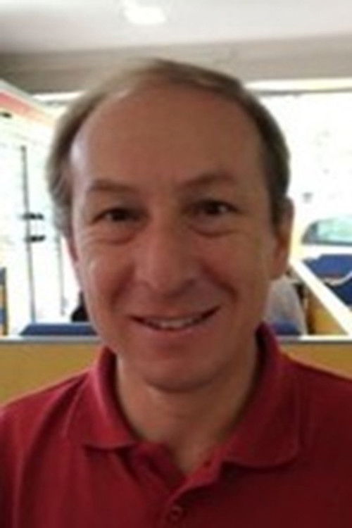 Alberto Zornoza as Hurtado