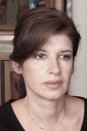 Eleonora Stathopoulou as Antigoni
