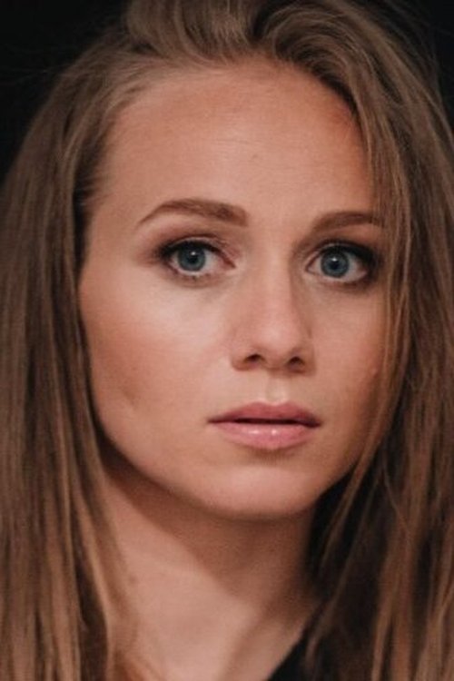 Barbara Garstka as zakonnica informatorka