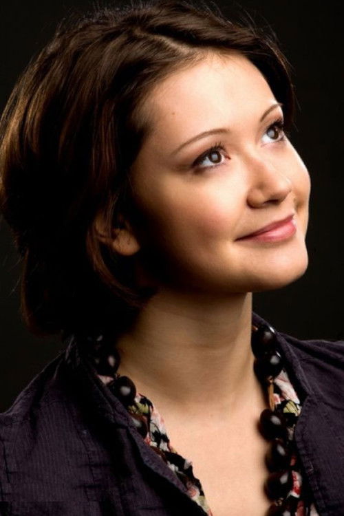 Alexandra Volkova as Дуняшка