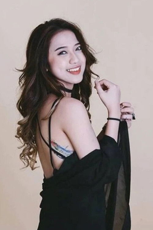 Trang Cherry as Châu