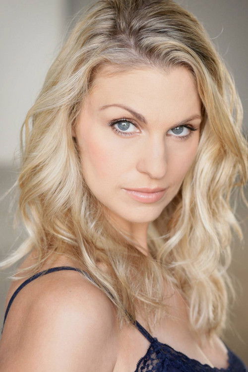 Murisa Harba as Sophia Ivy