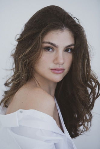 Débora Ozório as Celeste