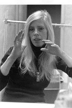 Gunvor Nelson as Mamma Sara's Daughter Maria