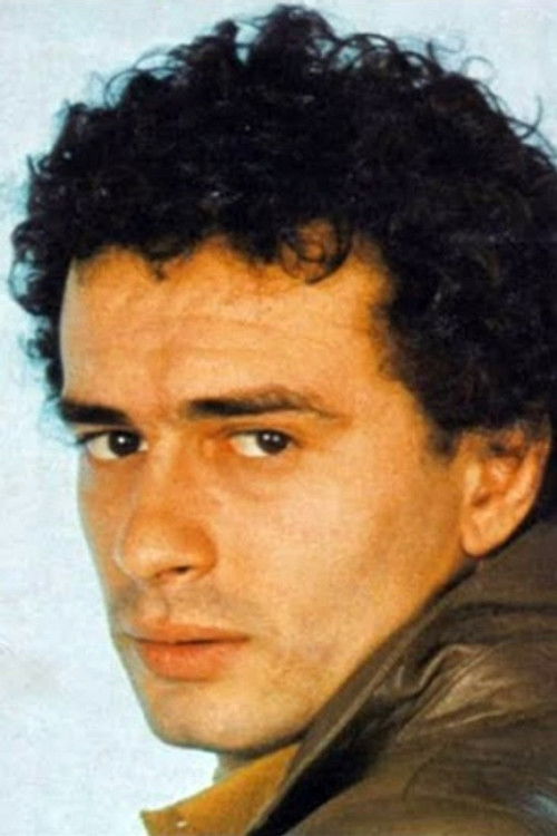 Pino D'Angiò as Self