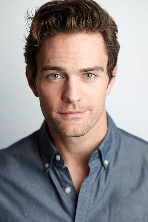 Colton Little as Carter