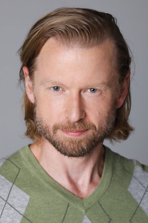 Erik Walker Neill as Customer