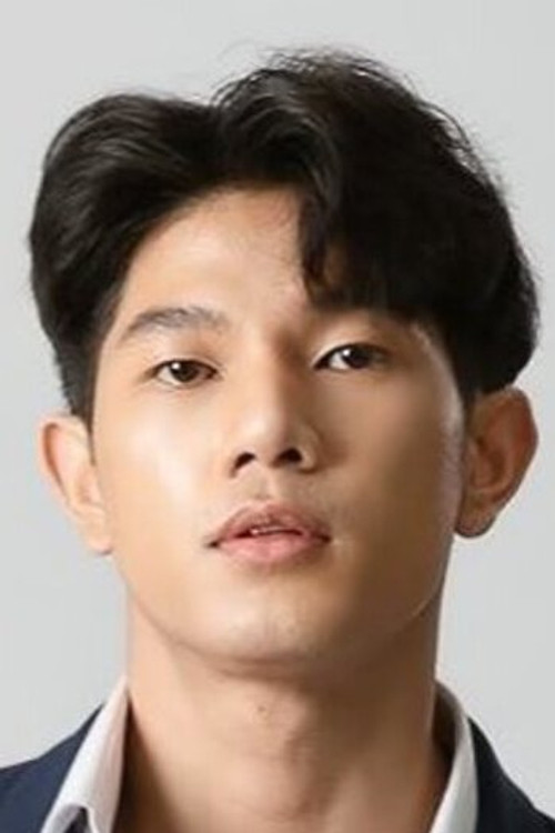 Thanasarn Mengbua as Sunz