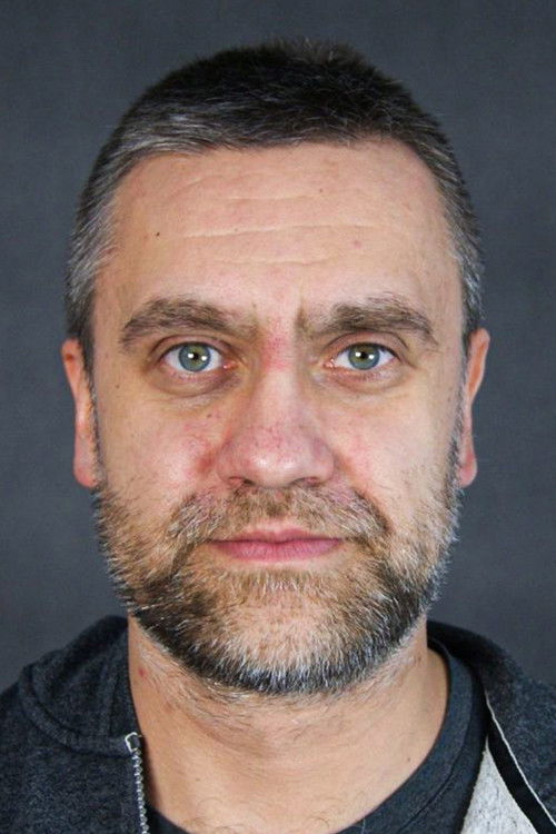 Marcin Kiszluk as Jacek Pawlikowski