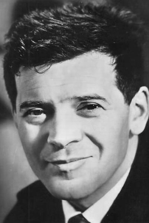 Manfred Borges as Franz