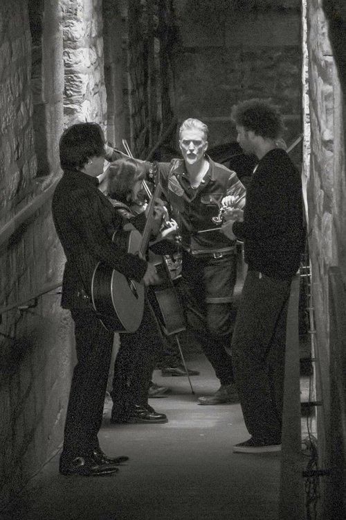 Queens of the Stone Age: Alive in Paris and Before