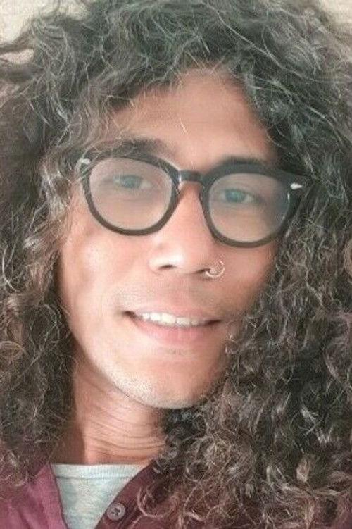 Ferry Pei Irawan as Haris
