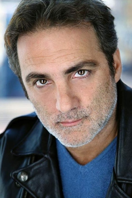 Richard D'Alessandro as Detective