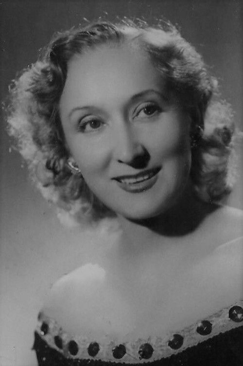 Mercedes Prendes as Madre