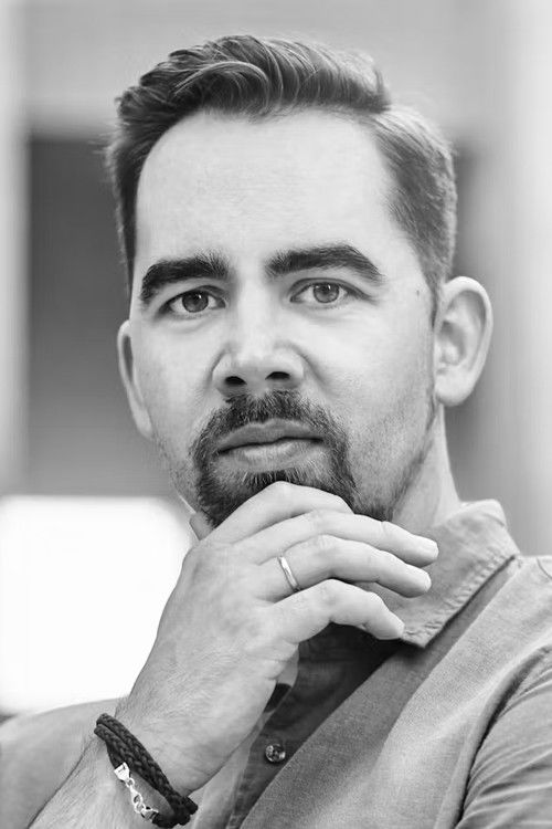 Adam Palka as Méphistophélès