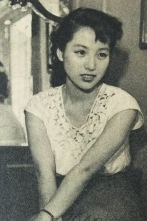 Yoshiko Shinkura as 