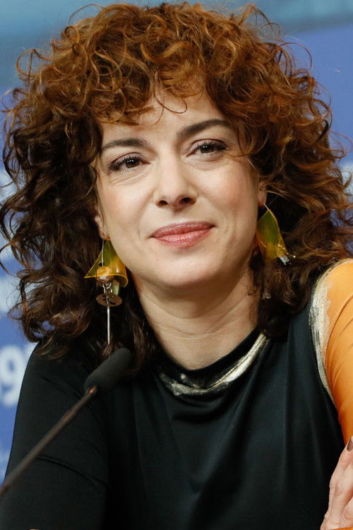 Youla Boudali as Sofi