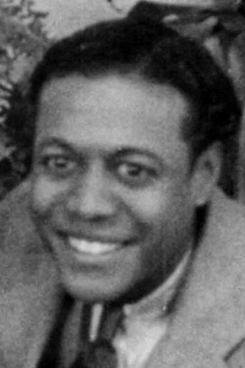 Carl Mahon as Alonzo White