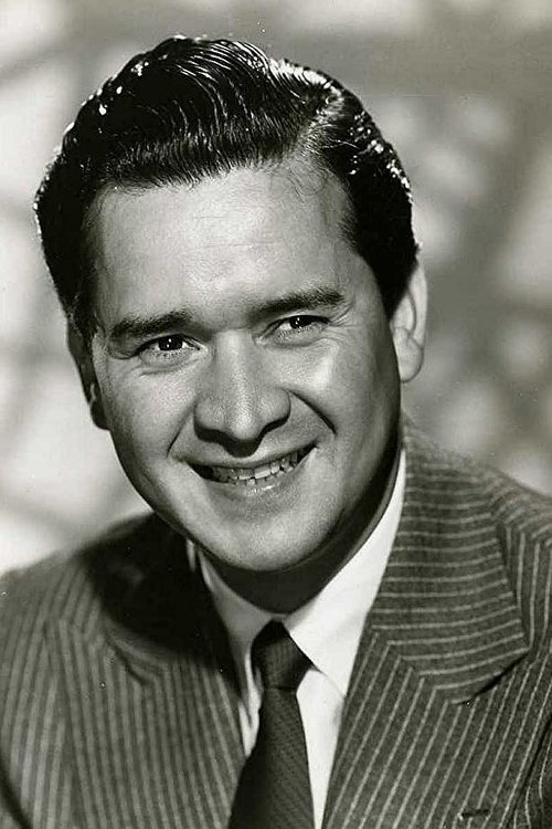 Carlos Ramírez as Carlos