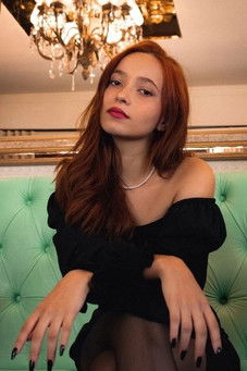 Eduarda Caroline as Maria Clara