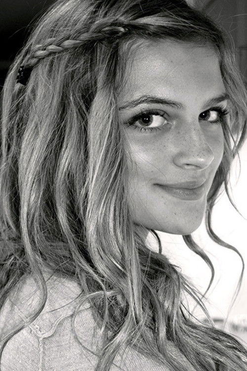 Lydia Doesburg as Ashley Turner