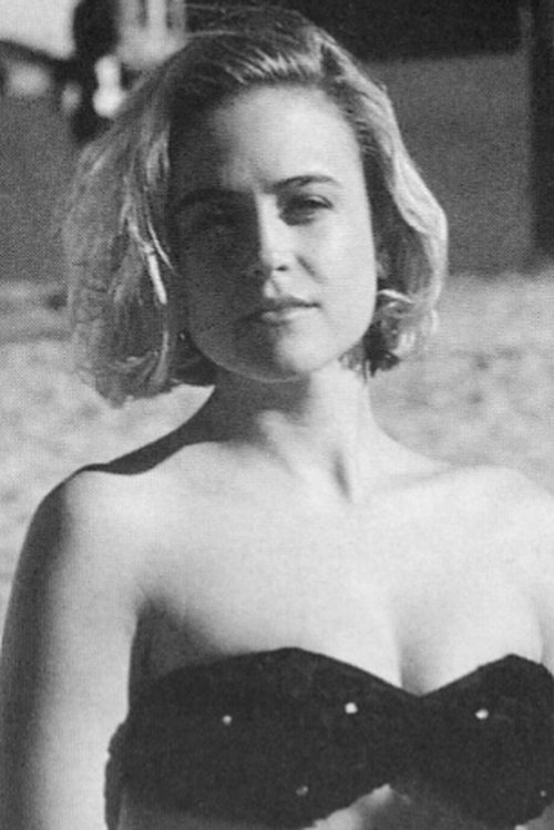 Keely Christian as Nina