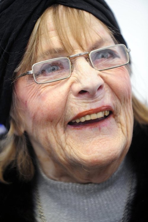 Mado Maurin as Joséphine Lequillard