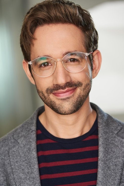 David Lautman as Brad