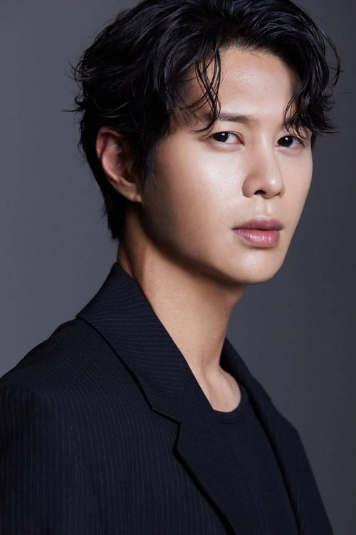 Danny Lee as Oh Kyung-hwan