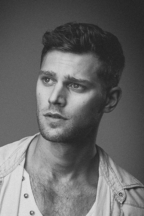 Fabian Buch as Holger Martin