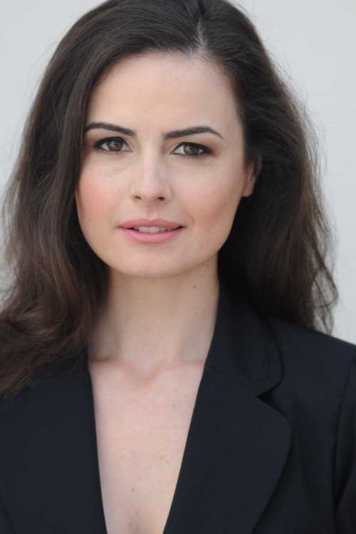 Katie Fitchett as Annie