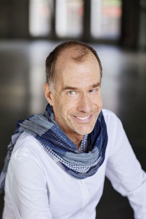 Georg Uecker as Georg Uecker