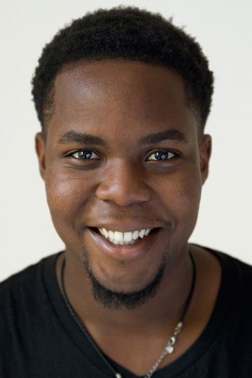 Maxime Mompérousse as Big Seb