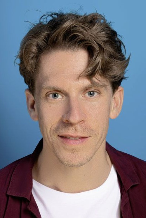 David Jakobs as Freddy