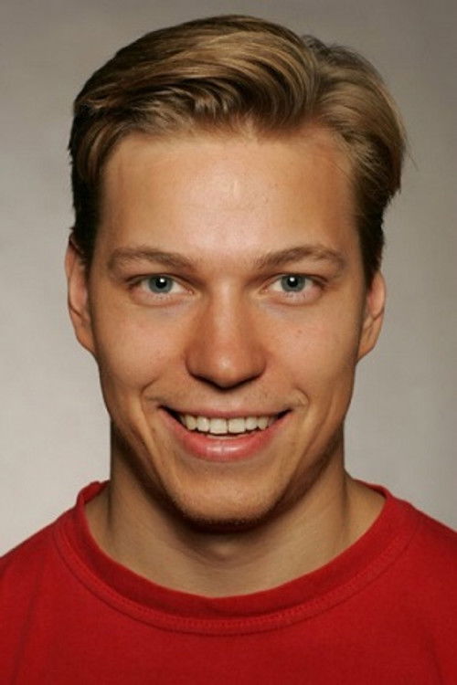 Igor Samoylov as Sasha's neighbour