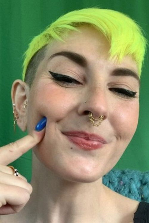 Jenny Goldberg as Floopsy / Martha / Happy Lady / Weird Alien #3 / Girl / Pizza Kid (voice)