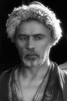 Vasili Yaroslavtsev as Stefa's father