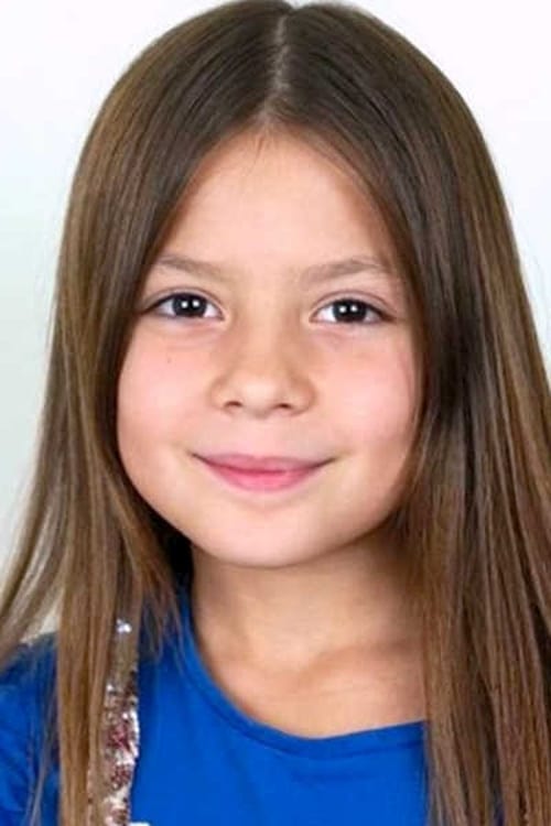 Élina Solomon as Mae