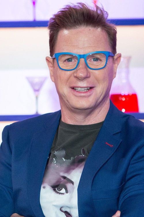 Jorge Cadaval as Juan Romero