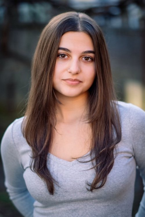 Isabella Romeo as Bystander