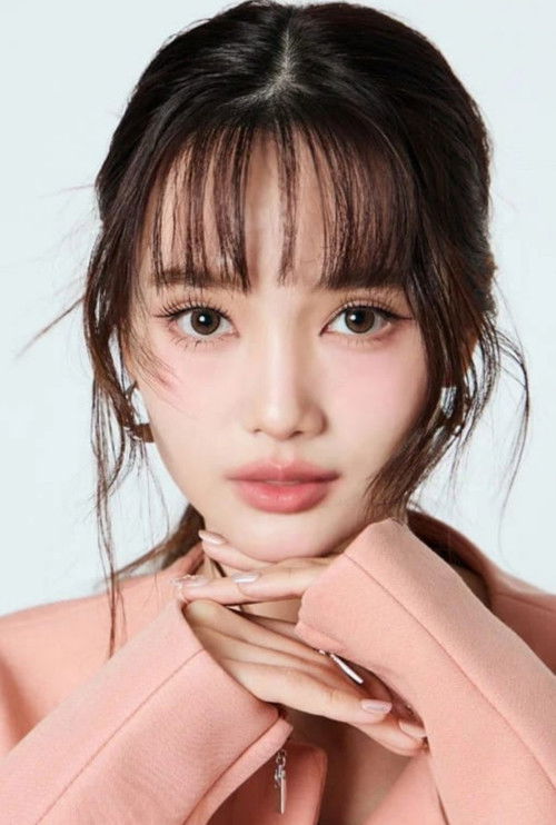 Kanyarat Ruangrung as Jaya (age 15)